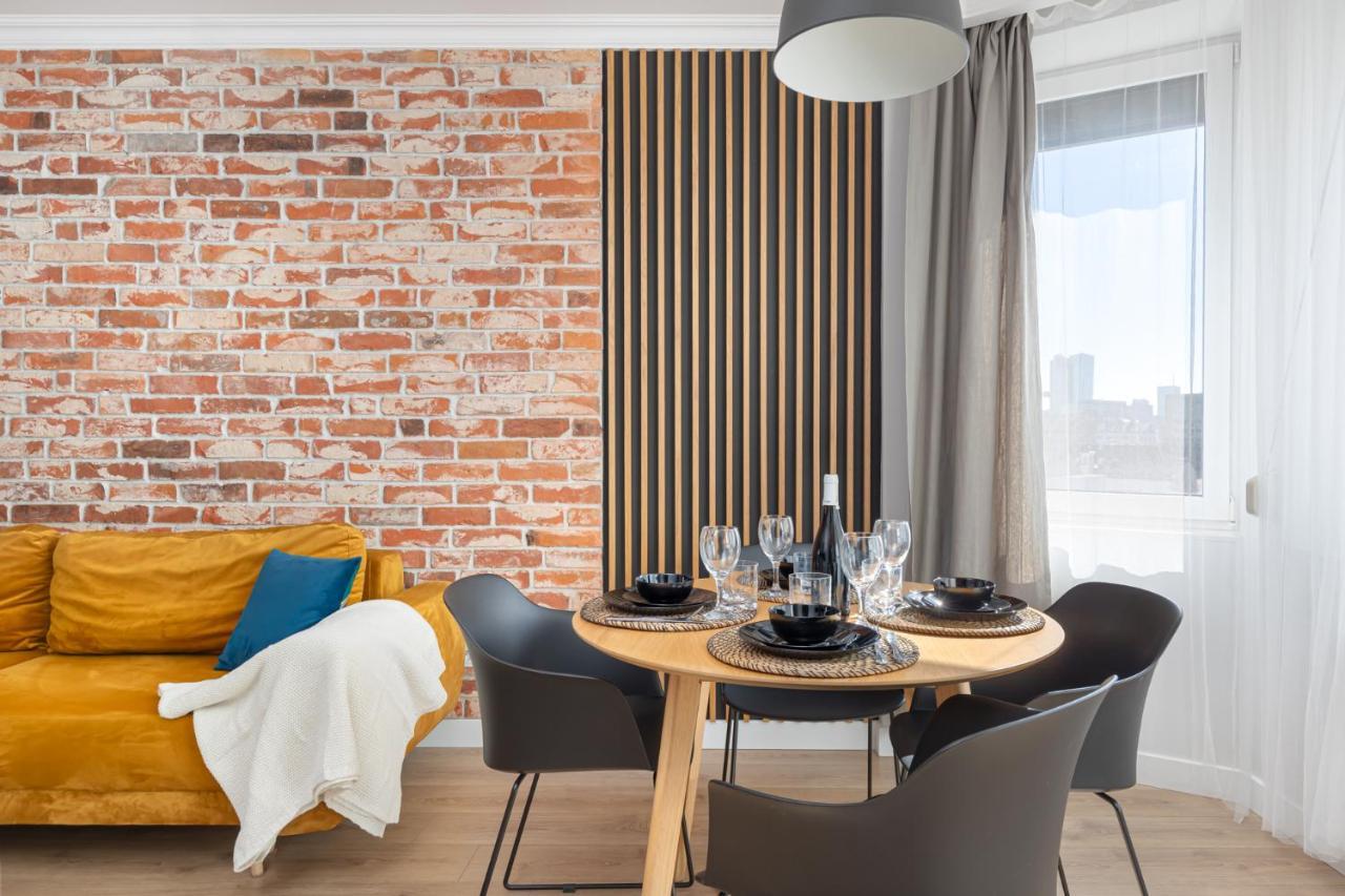 Stylowy Apartament Z Pieknym Widokiem Na Miasto Warszawa Zewnętrze zdjęcie