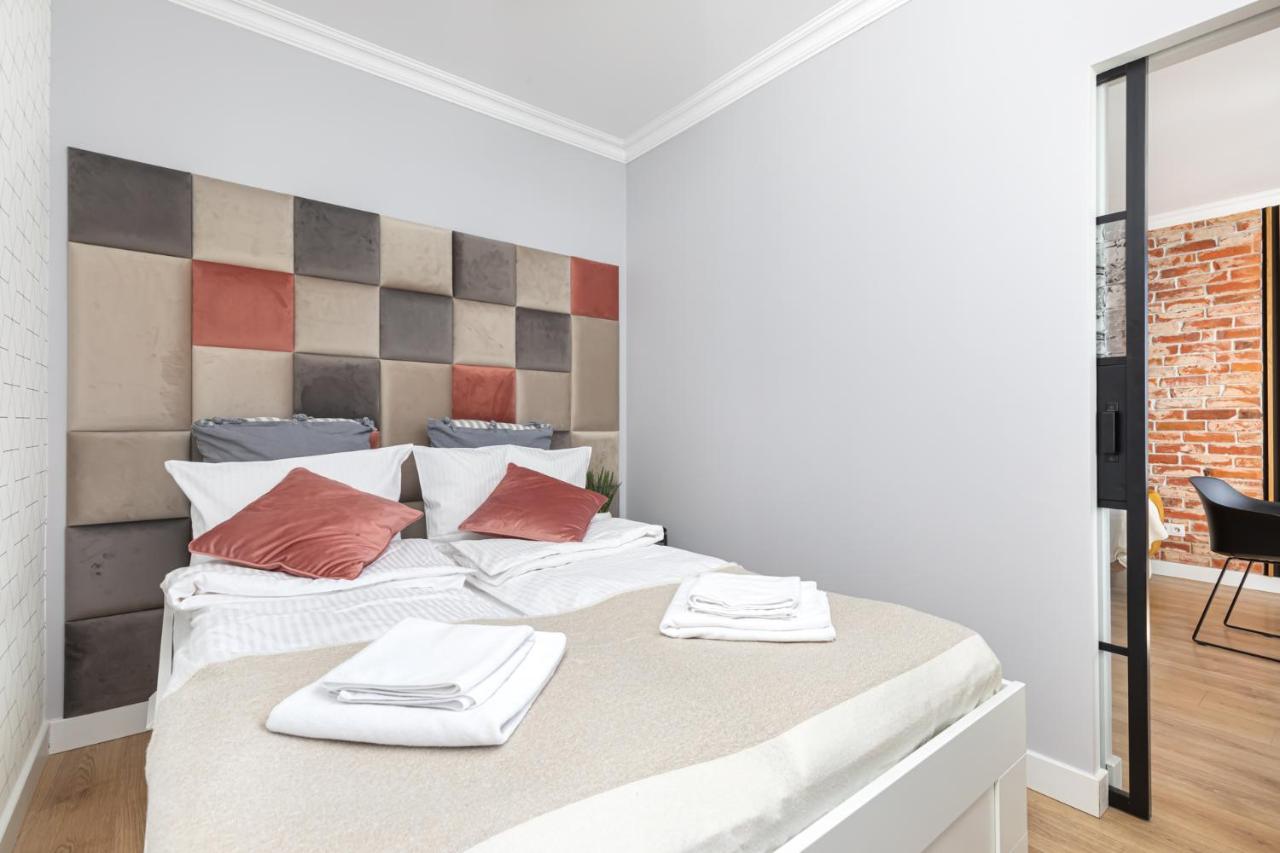 Stylowy Apartament Z Pieknym Widokiem Na Miasto Warszawa Zewnętrze zdjęcie