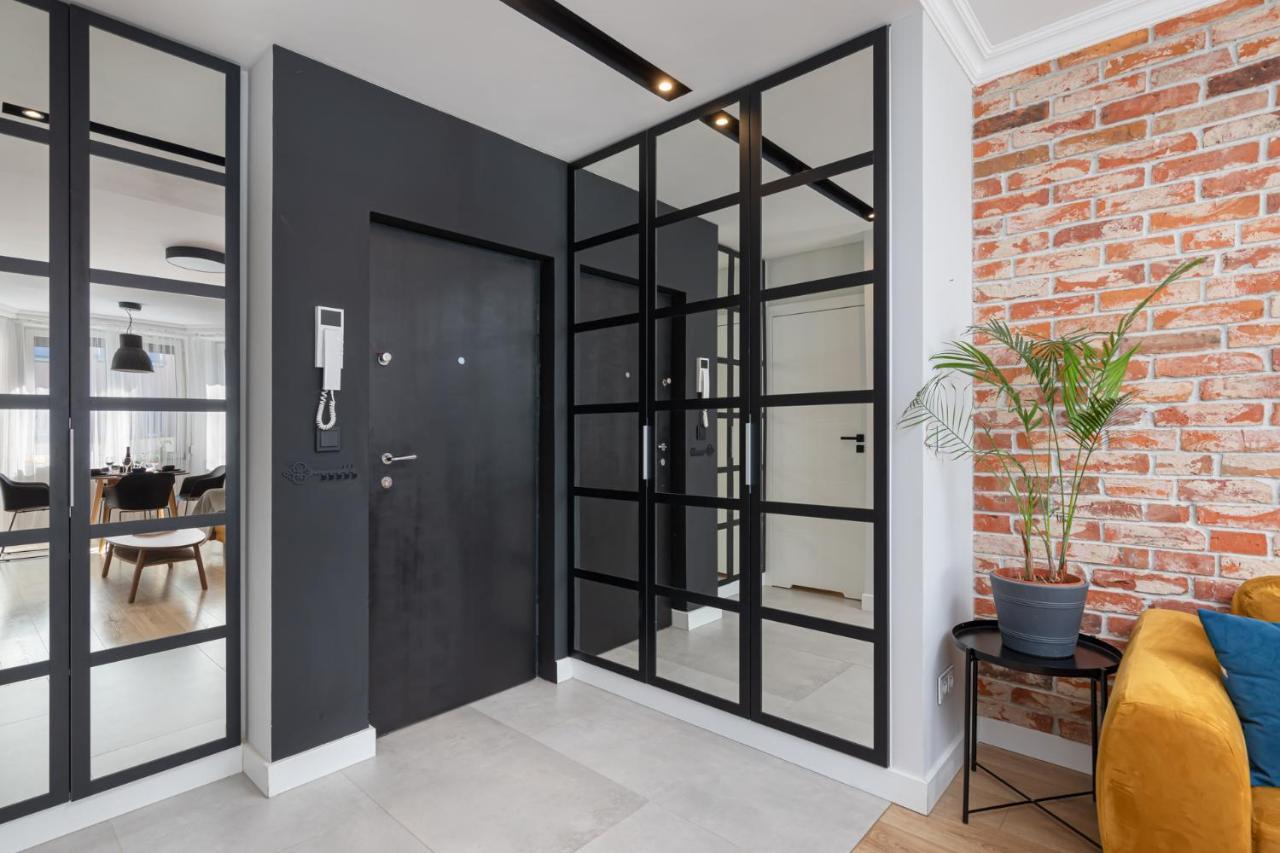 Stylowy Apartament Z Pieknym Widokiem Na Miasto Warszawa Zewnętrze zdjęcie
